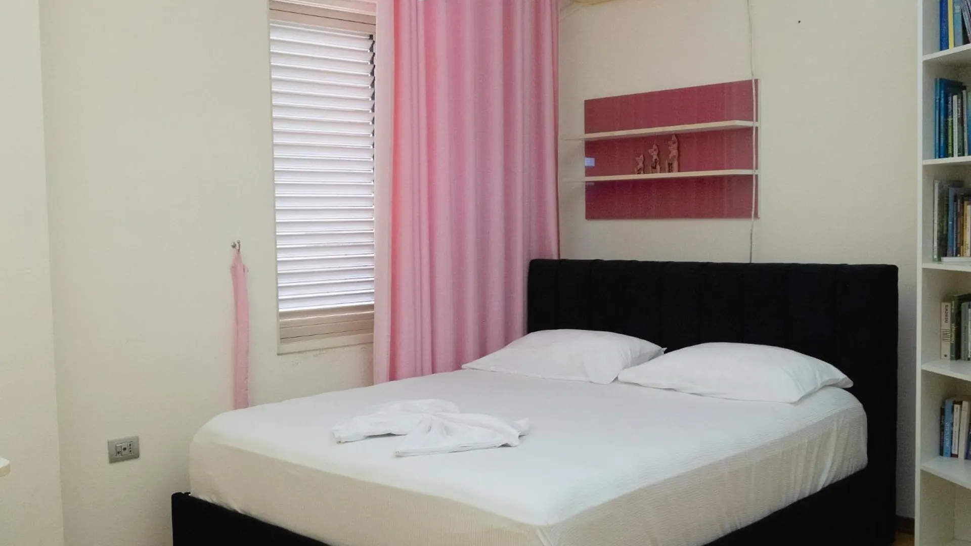 Albjona Guesthouse location